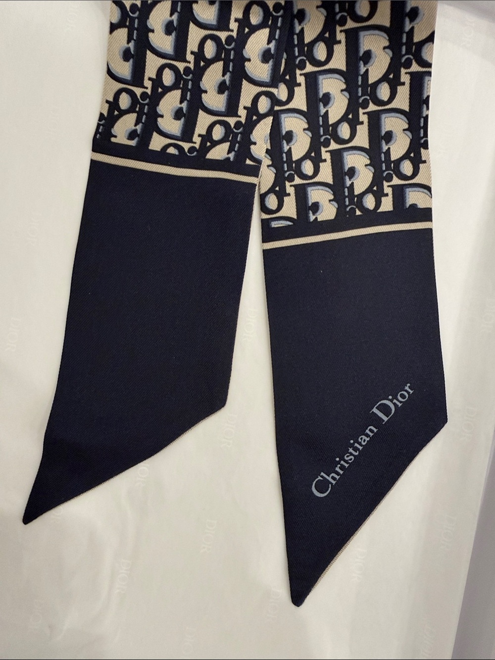 Christian Dior Bandana J’Adior Silk Twilly Scarf Ribbon Navy Beige Logo New Box - Picture 3 of 5